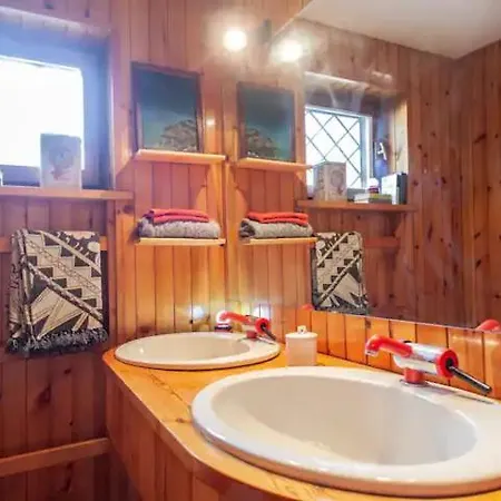 Spacious Low-cost For A Group Appartement