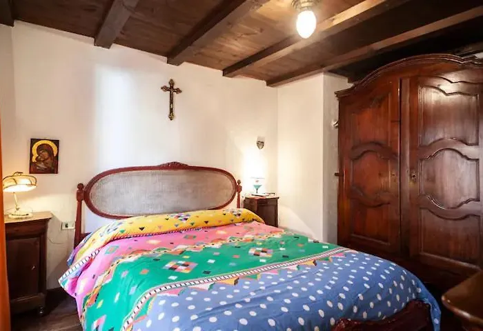 Spacious Low-cost For A Group *